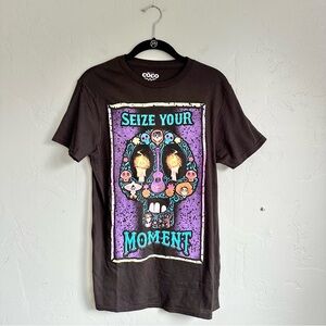 Disney Pixar Coco‎ Black Purple Short Sleeve Tee Adult Size Small EUC